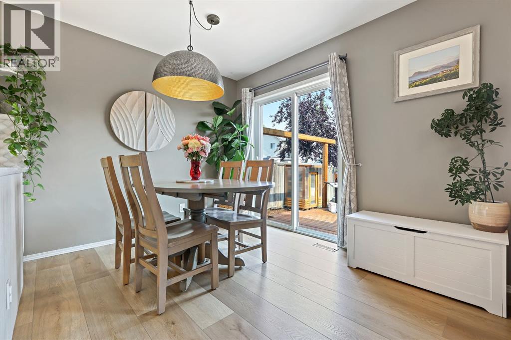 Single Family House for Sale in  Erin Grove SE Erin Woods Calgary 