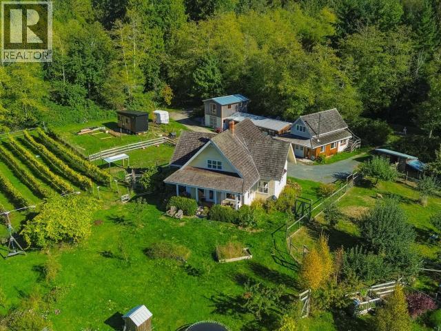 6701 MCMAHON AVENUE, Powell River