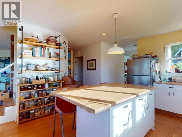 6701 MCMAHON AVENUE, Powell River
