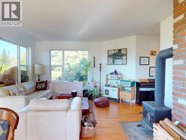 6701 MCMAHON AVENUE, Powell River
