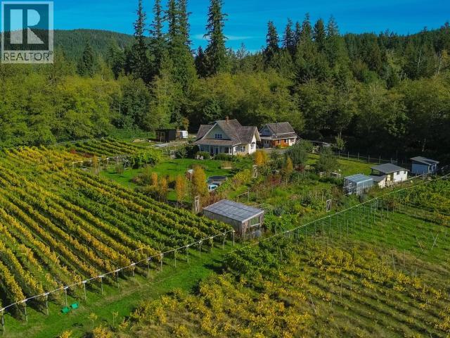 6701 MCMAHON AVENUE, Powell River