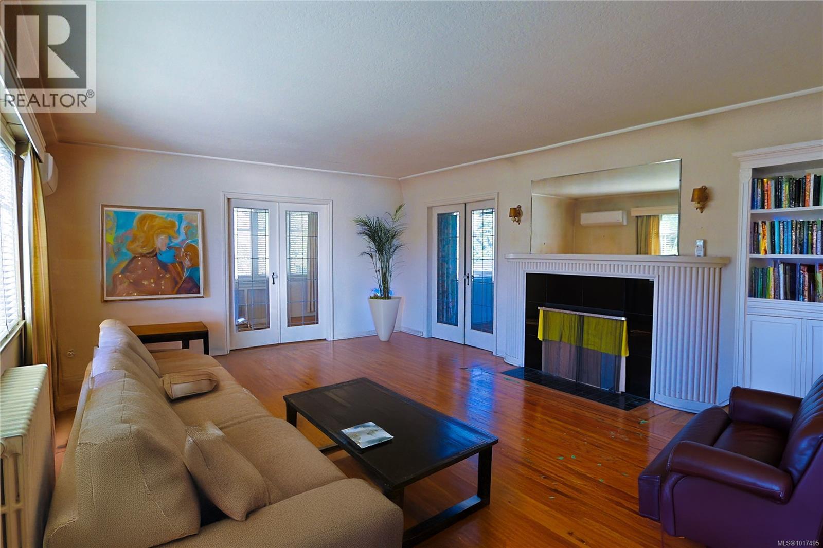  2586 Dalhousie Street, Oak Bay