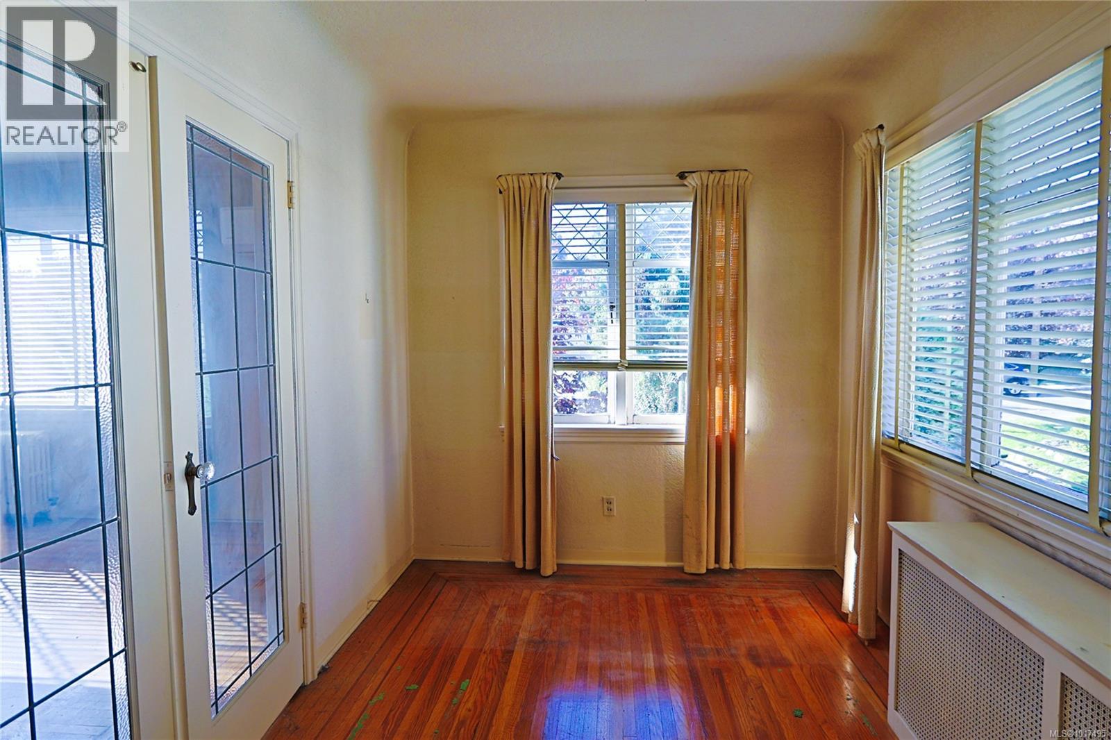  2586 Dalhousie Street, Oak Bay
