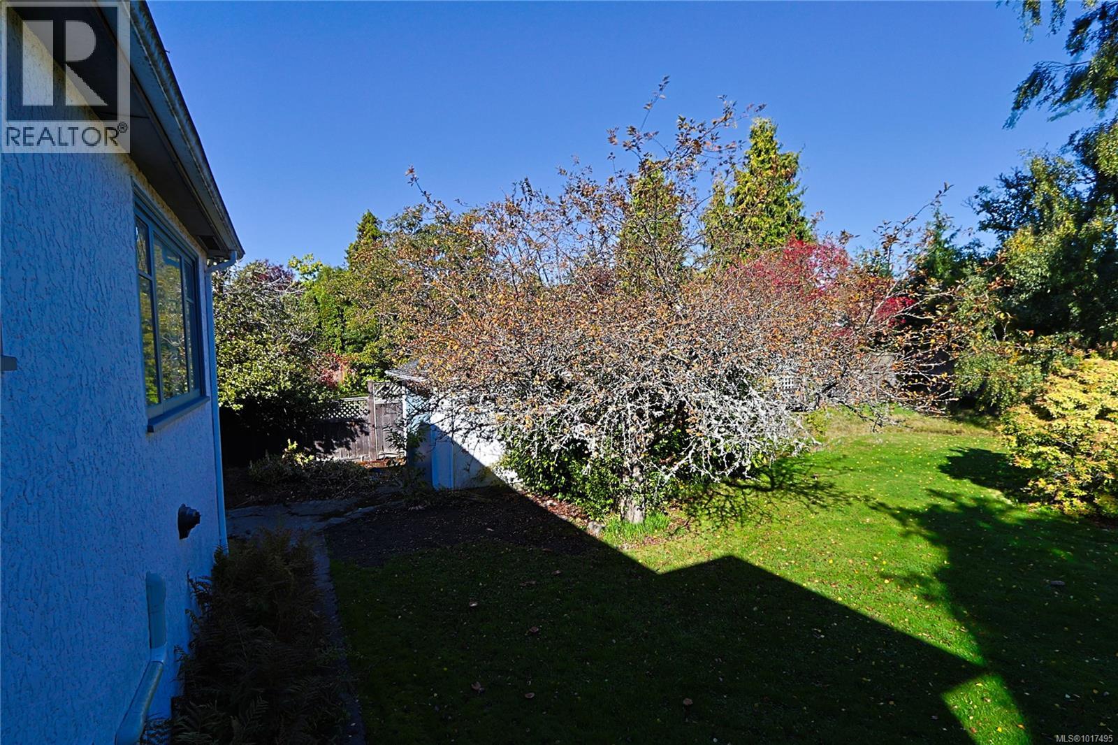  2586 Dalhousie Street, Oak Bay