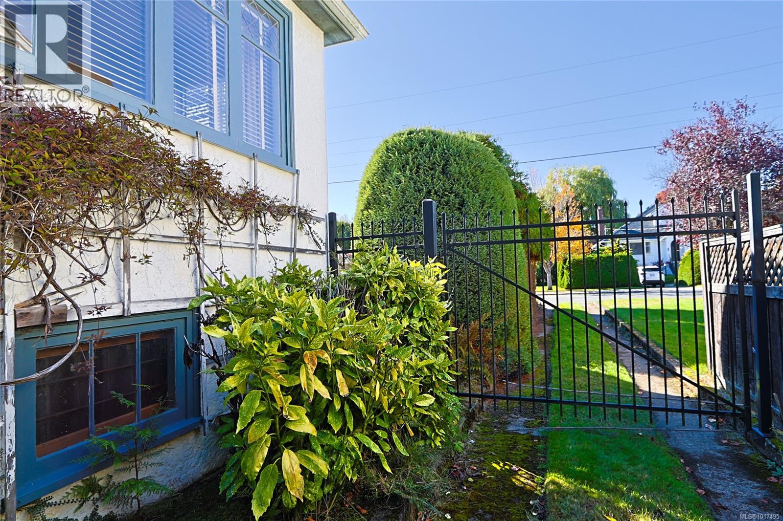  2586 Dalhousie Street, Oak Bay