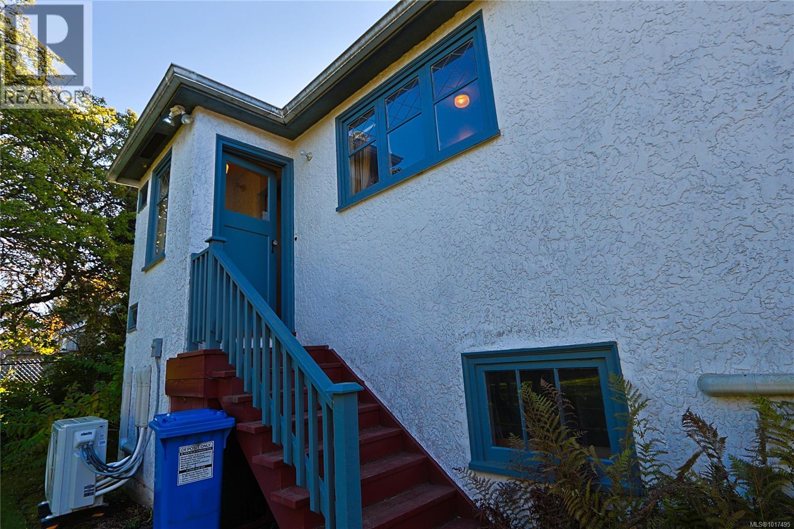  2586 Dalhousie Street, Oak Bay