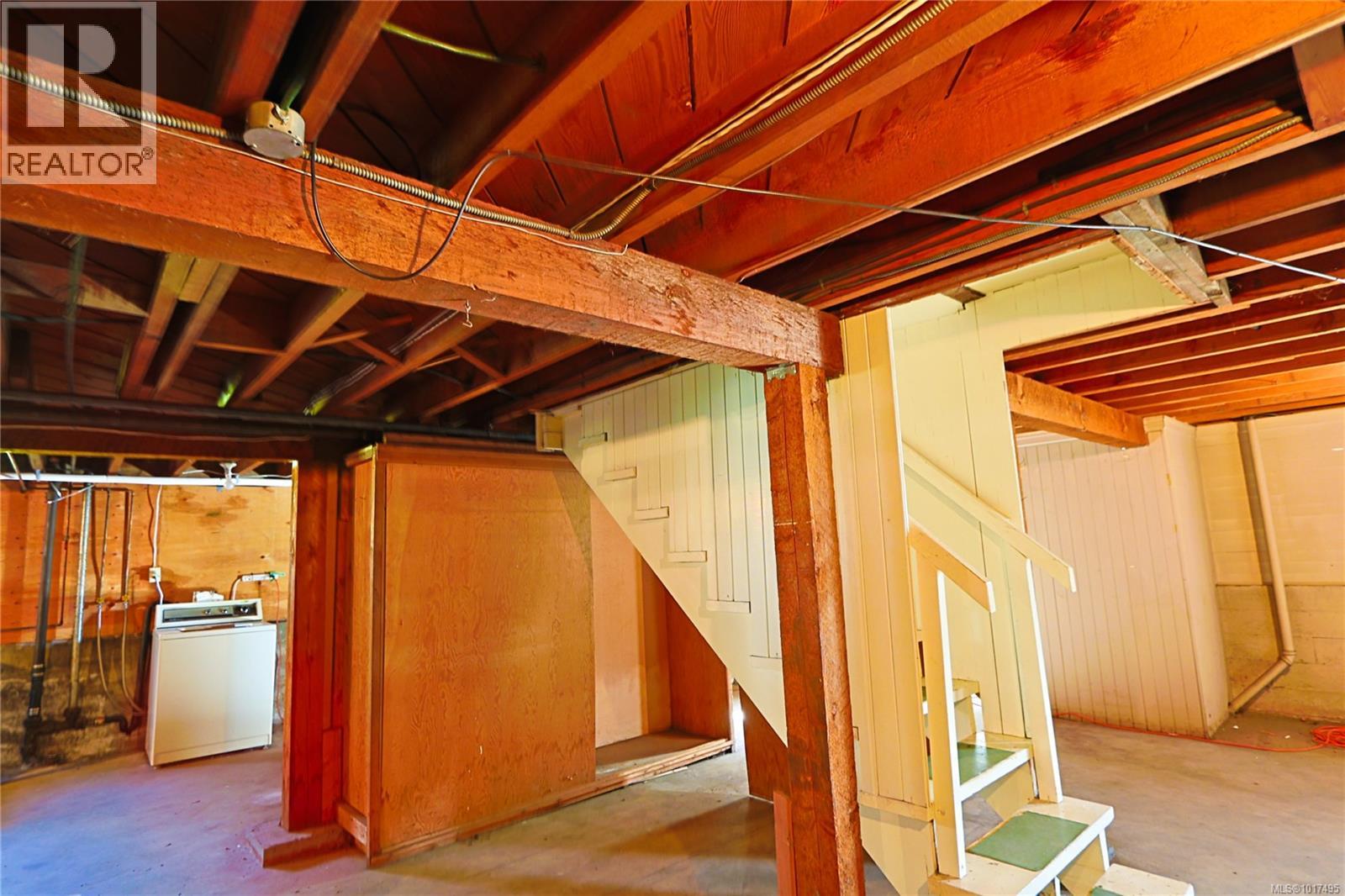  2586 Dalhousie Street, Oak Bay