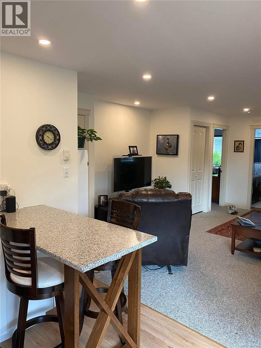  2357 Caffery Place, Sooke
