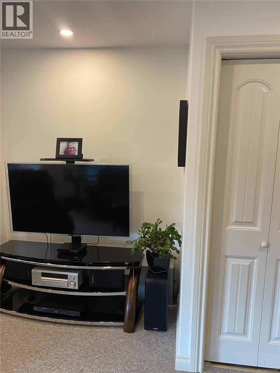  2357 Caffery Place, Sooke