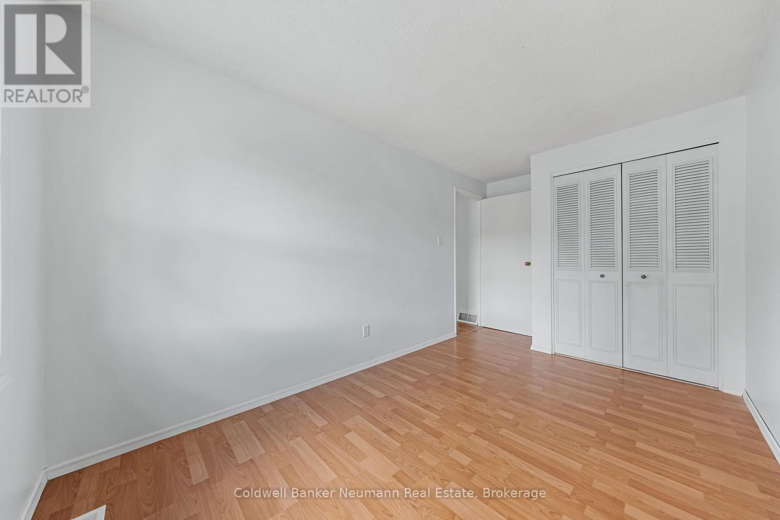 #19 539 WILLOW ROAD - 24