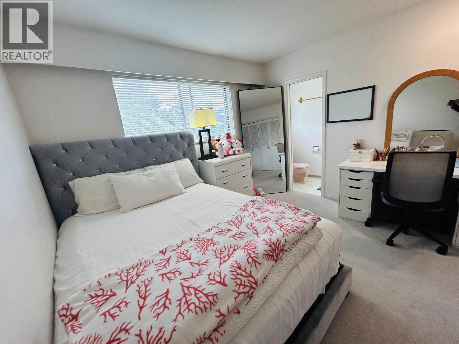 10540 SEAWAY ROAD, Richmond