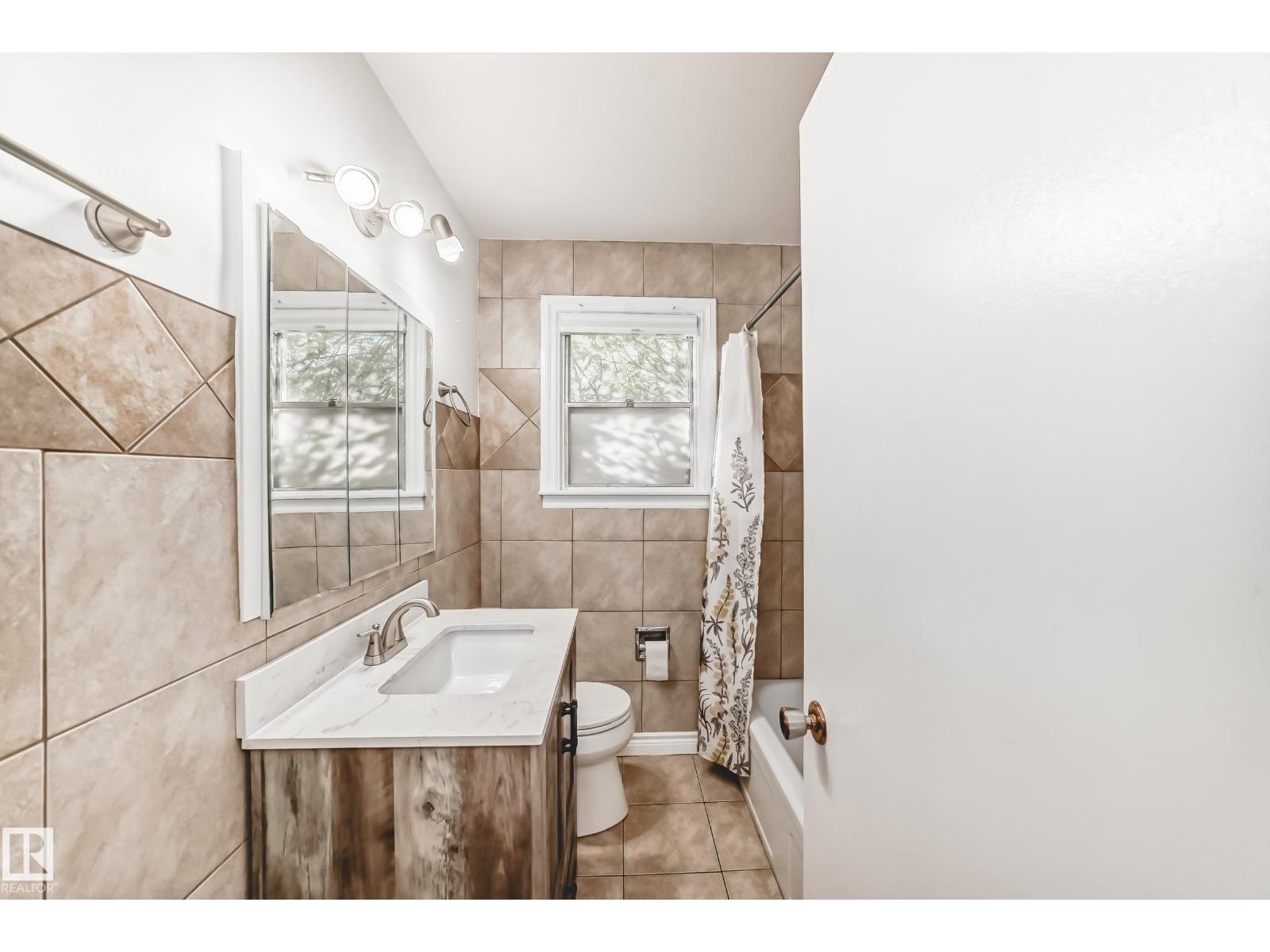 Single Family House Bungalow for Sale in   ST NW Edmonton 