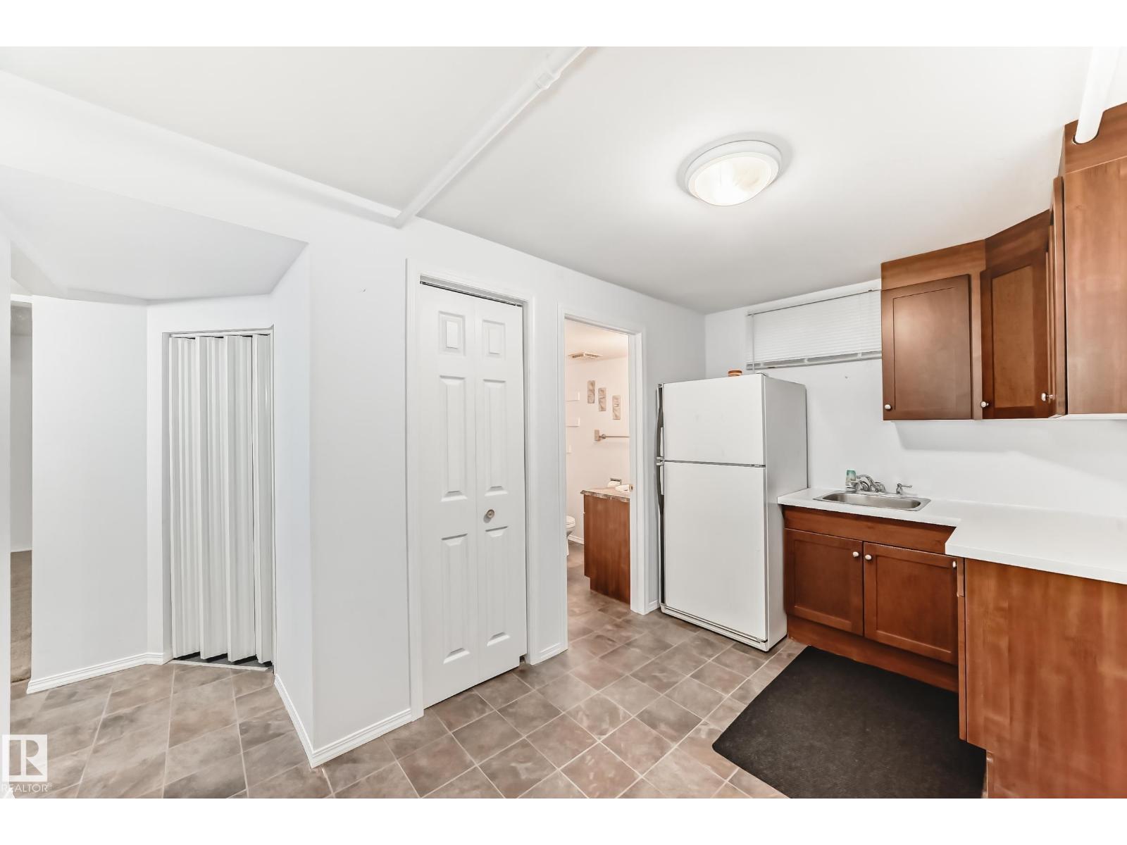 Single Family House Bungalow for Sale in   ST NW Edmonton 