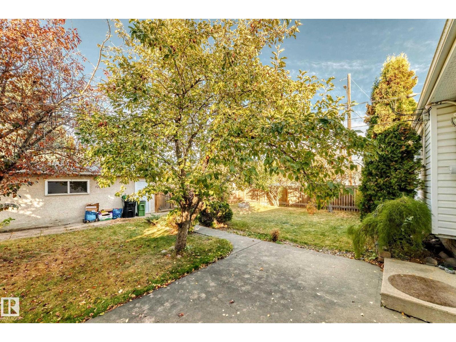 Single Family House Bungalow for Sale in   ST NW Edmonton 