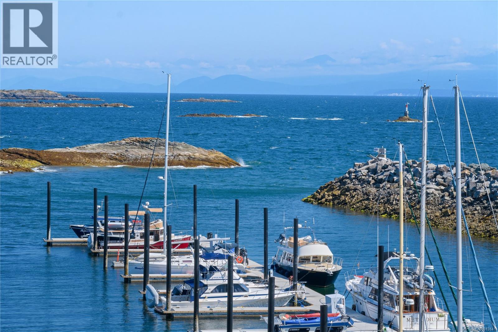 302 3555 Outrigger Rd, Nanoose Bay