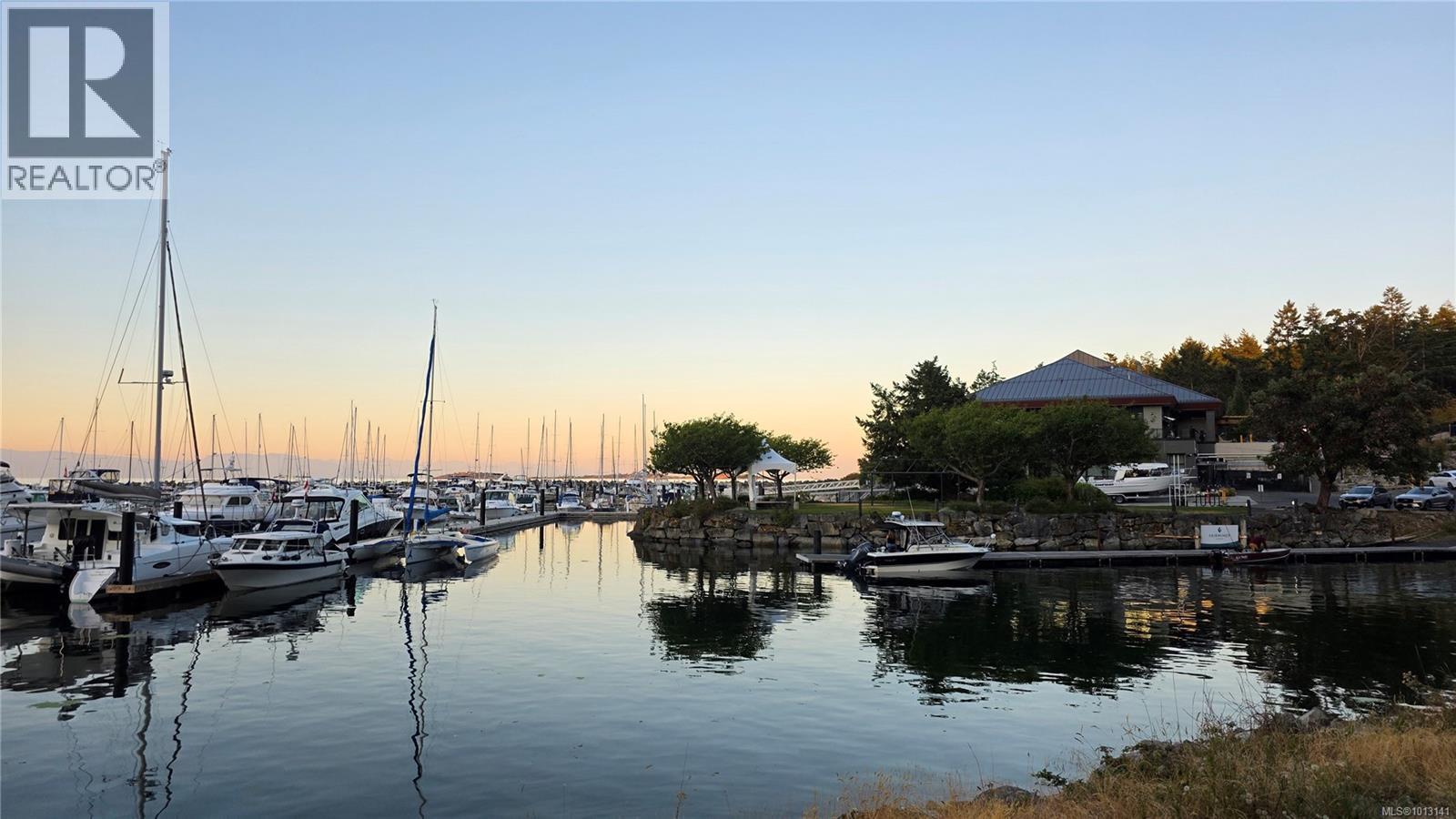 302 3555 Outrigger Rd, Nanoose Bay