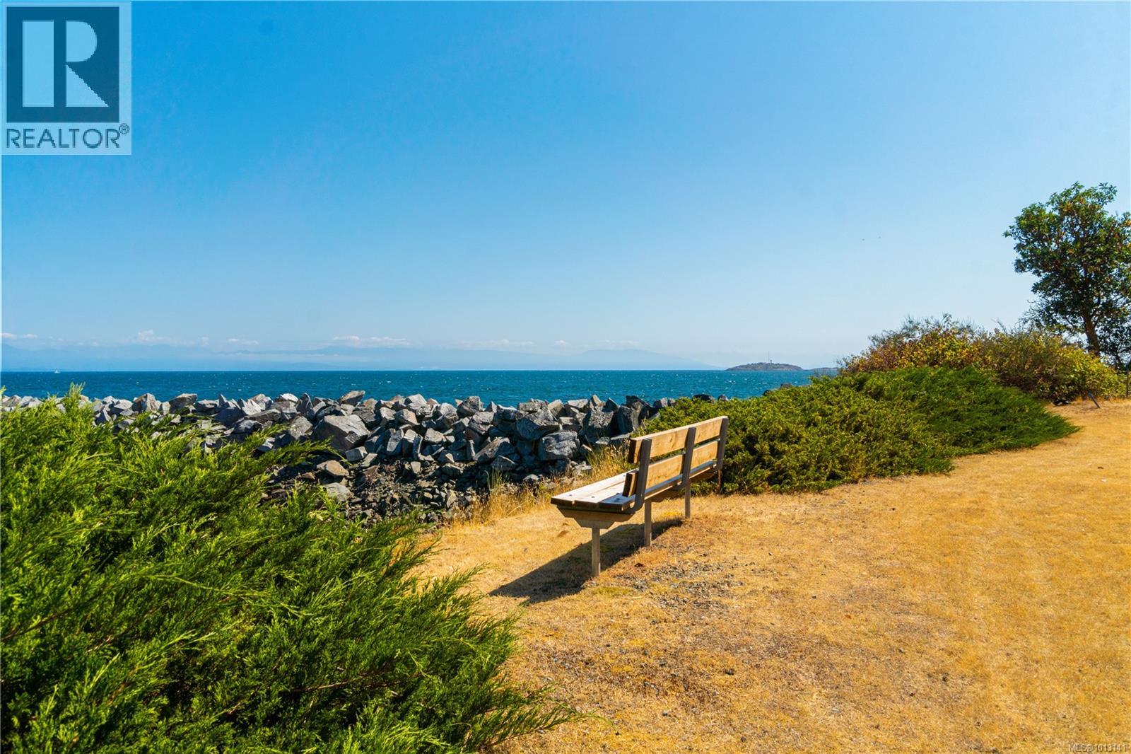 302 3555 Outrigger Rd, Nanoose Bay