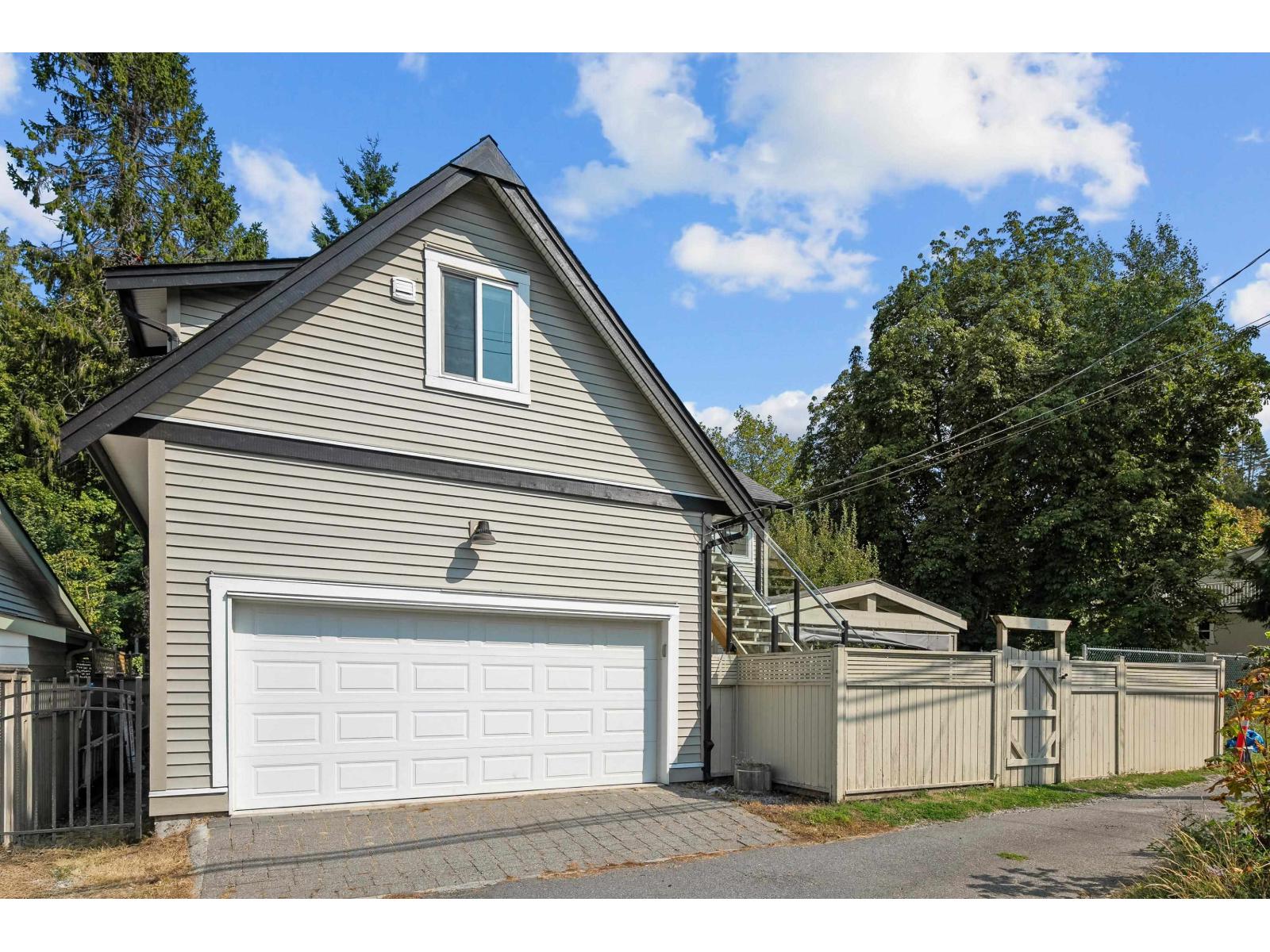 12318 SULLIVAN STREET, Surrey