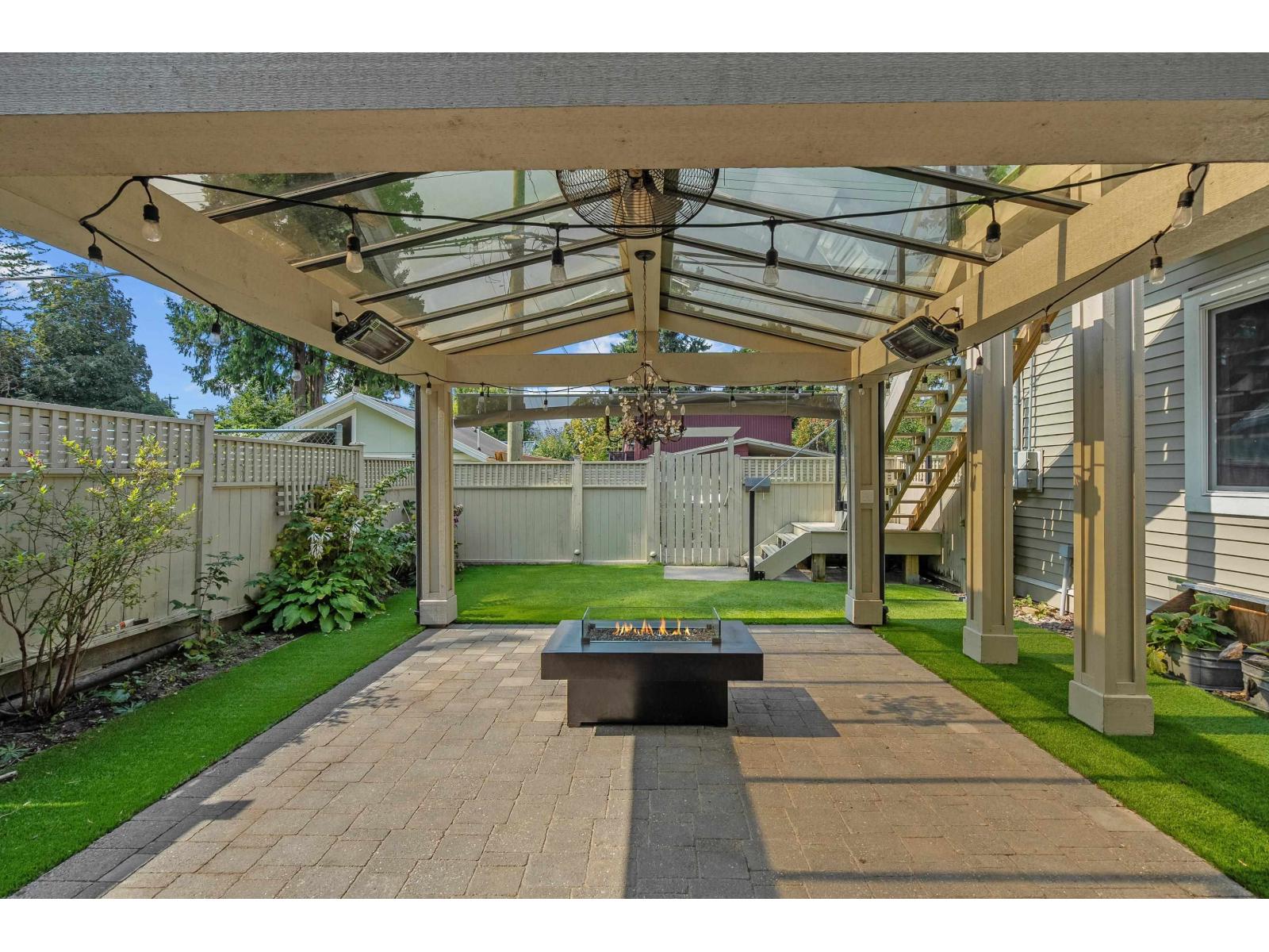 12318 SULLIVAN STREET, Surrey