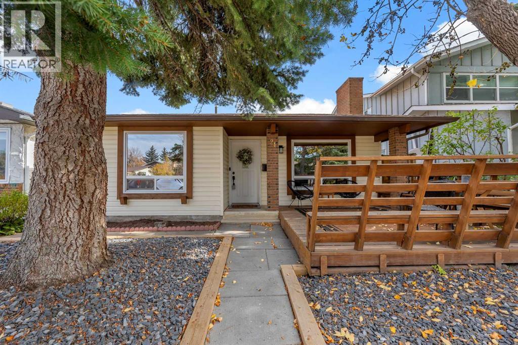 24 Midland Place SE, Calgary, Alberta