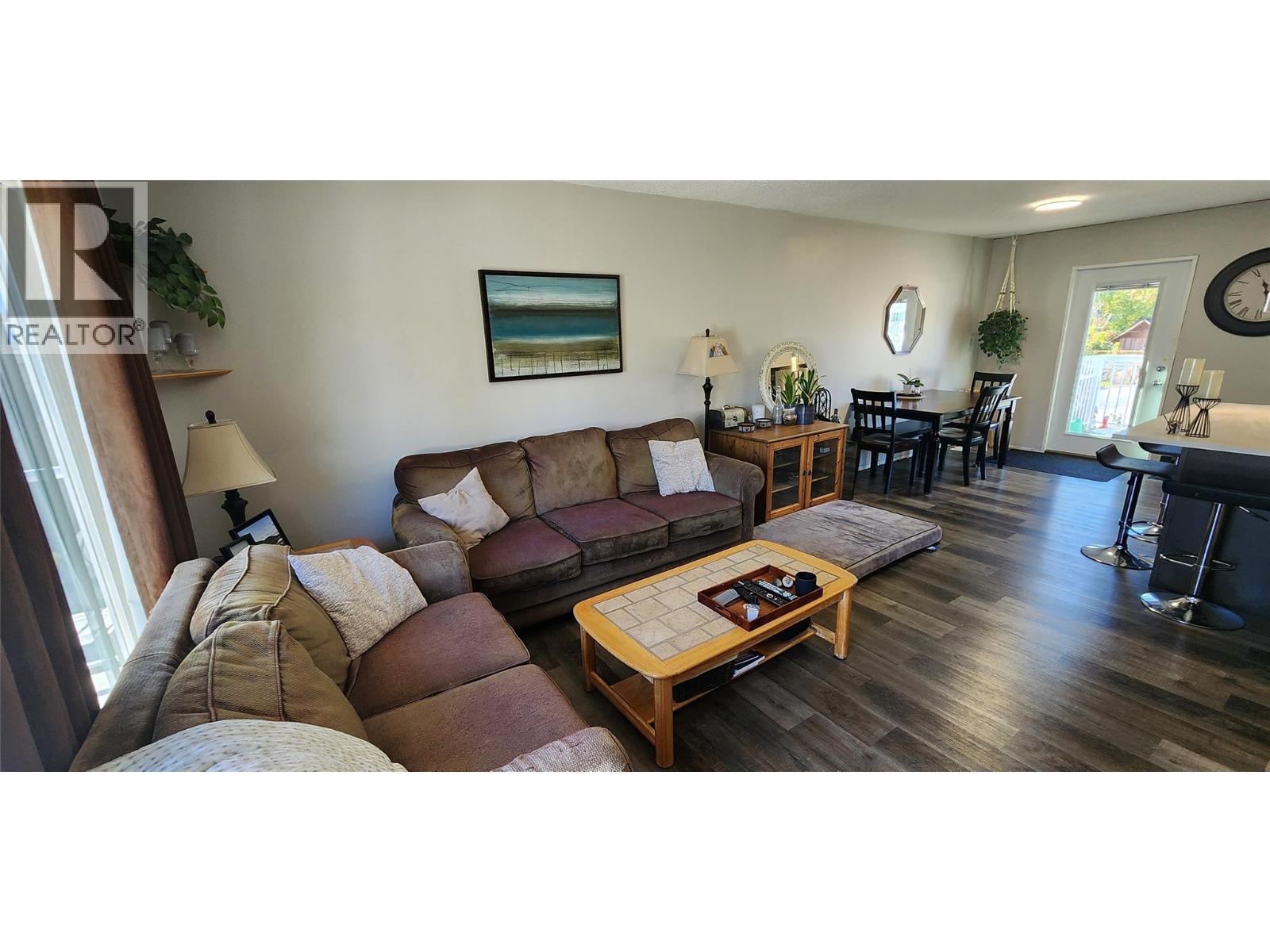 6649 Van-Ness Way, Grand Forks