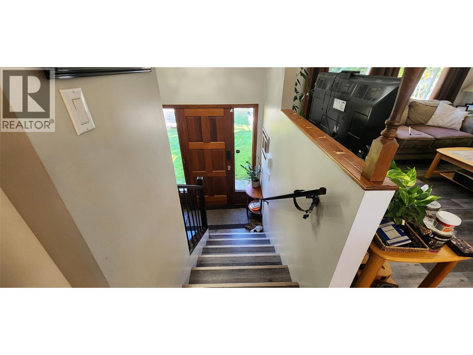 6649 Van-Ness Way, Grand Forks