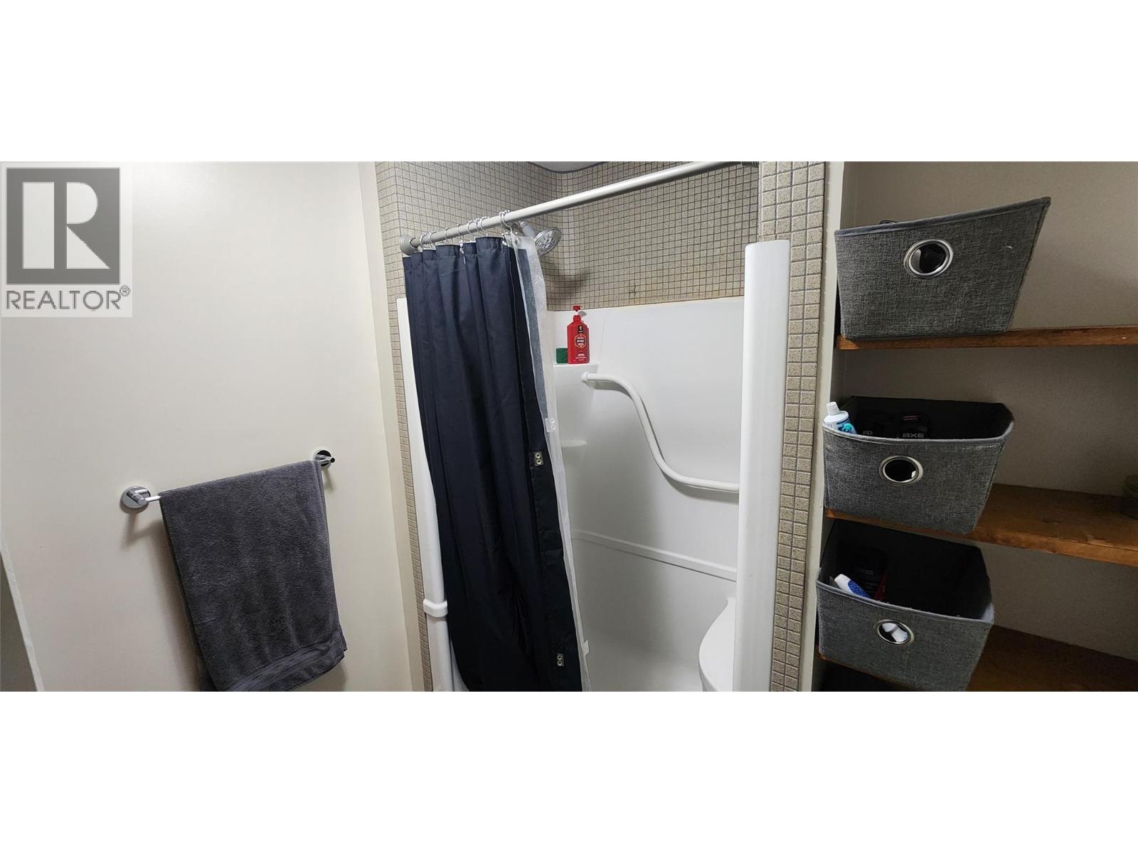 6649 Van-Ness Way, Grand Forks