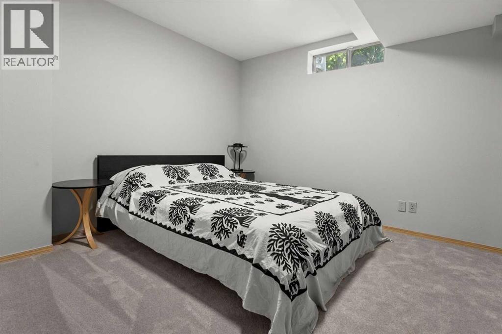 Single Family House for Sale in  Hawkside Close NW Hawkwood Calgary 