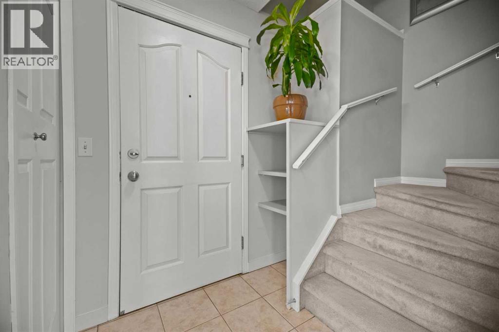 Single Family House Multi-level for Sale in    Avenue SW Sunalta Calgary 