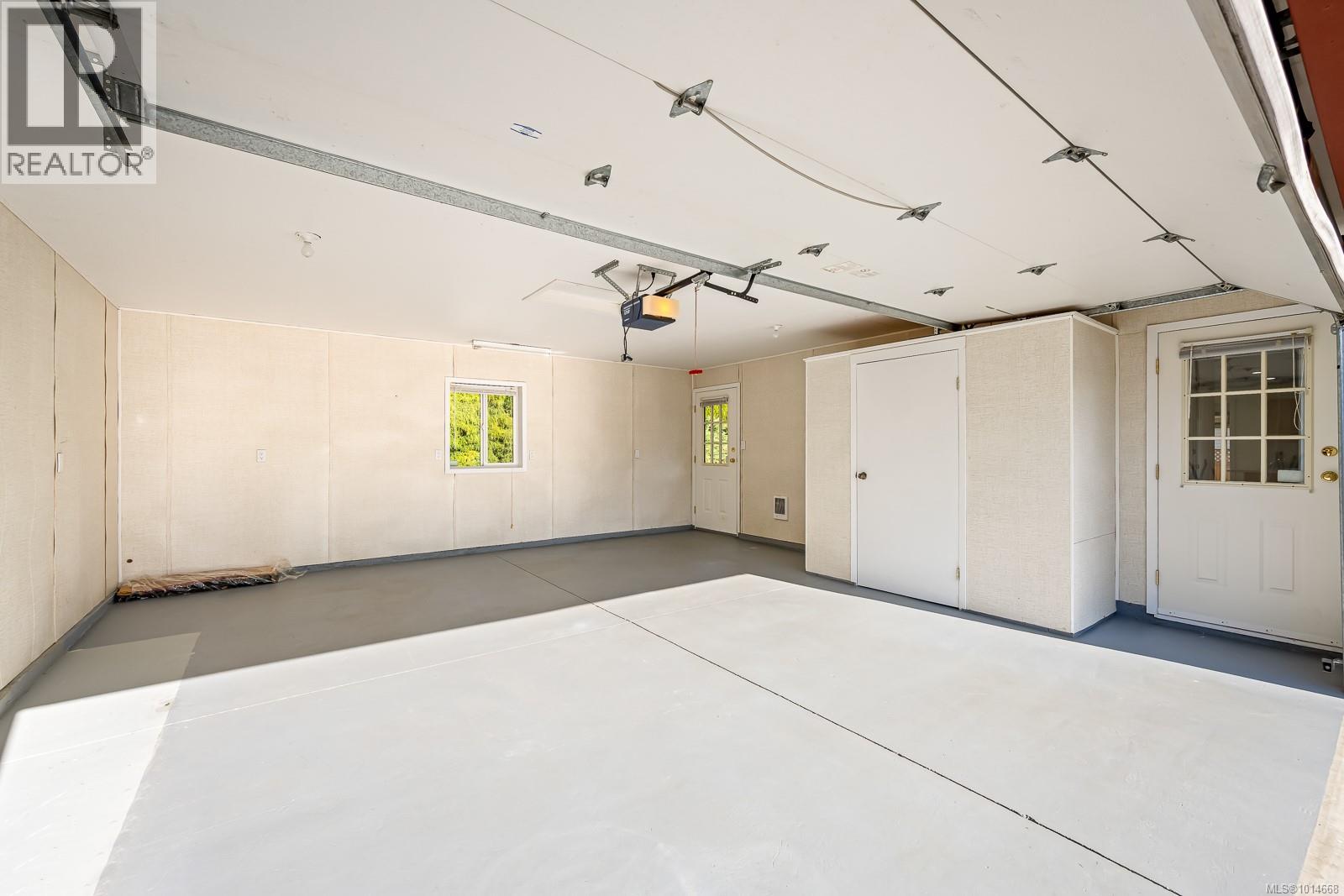 1582 Mallard Dr, Courtenay