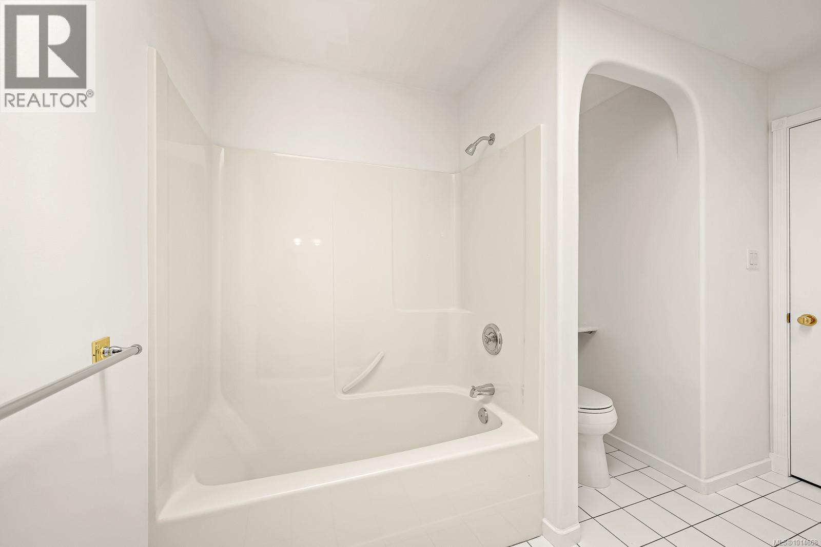 1582 Mallard Dr, Courtenay