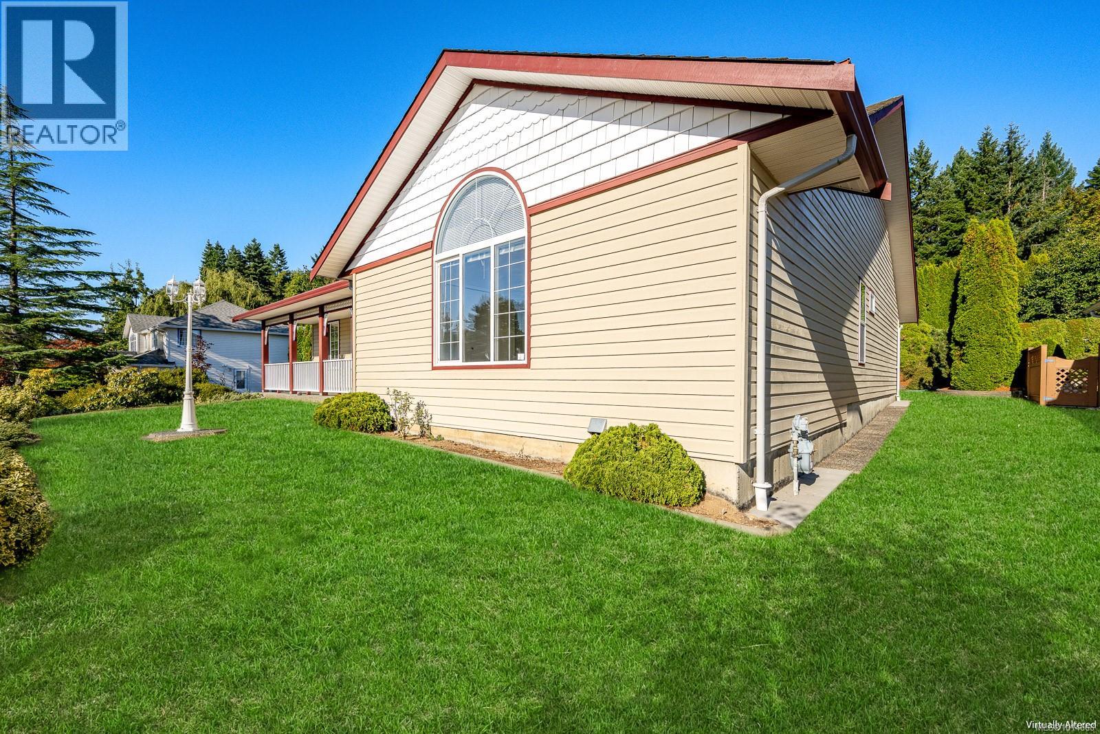 1582 Mallard Dr, Courtenay