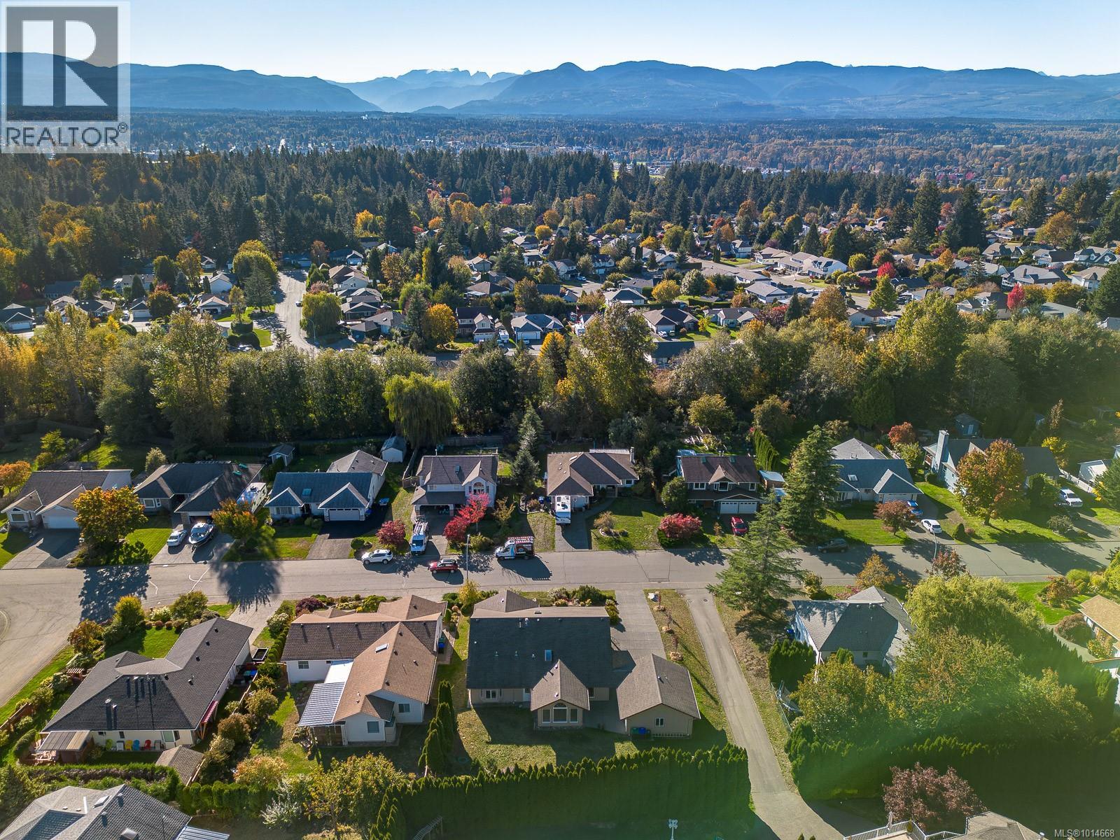 1582 Mallard Dr, Courtenay