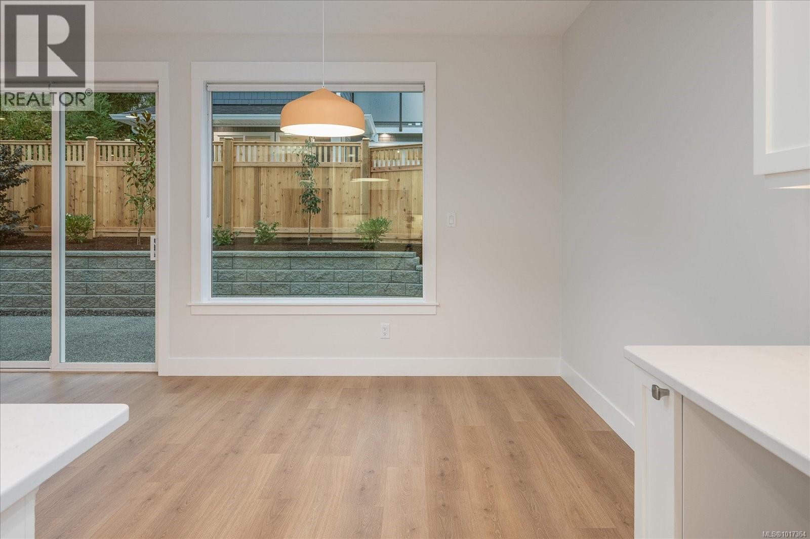 4552 SUNCREST RD - 15