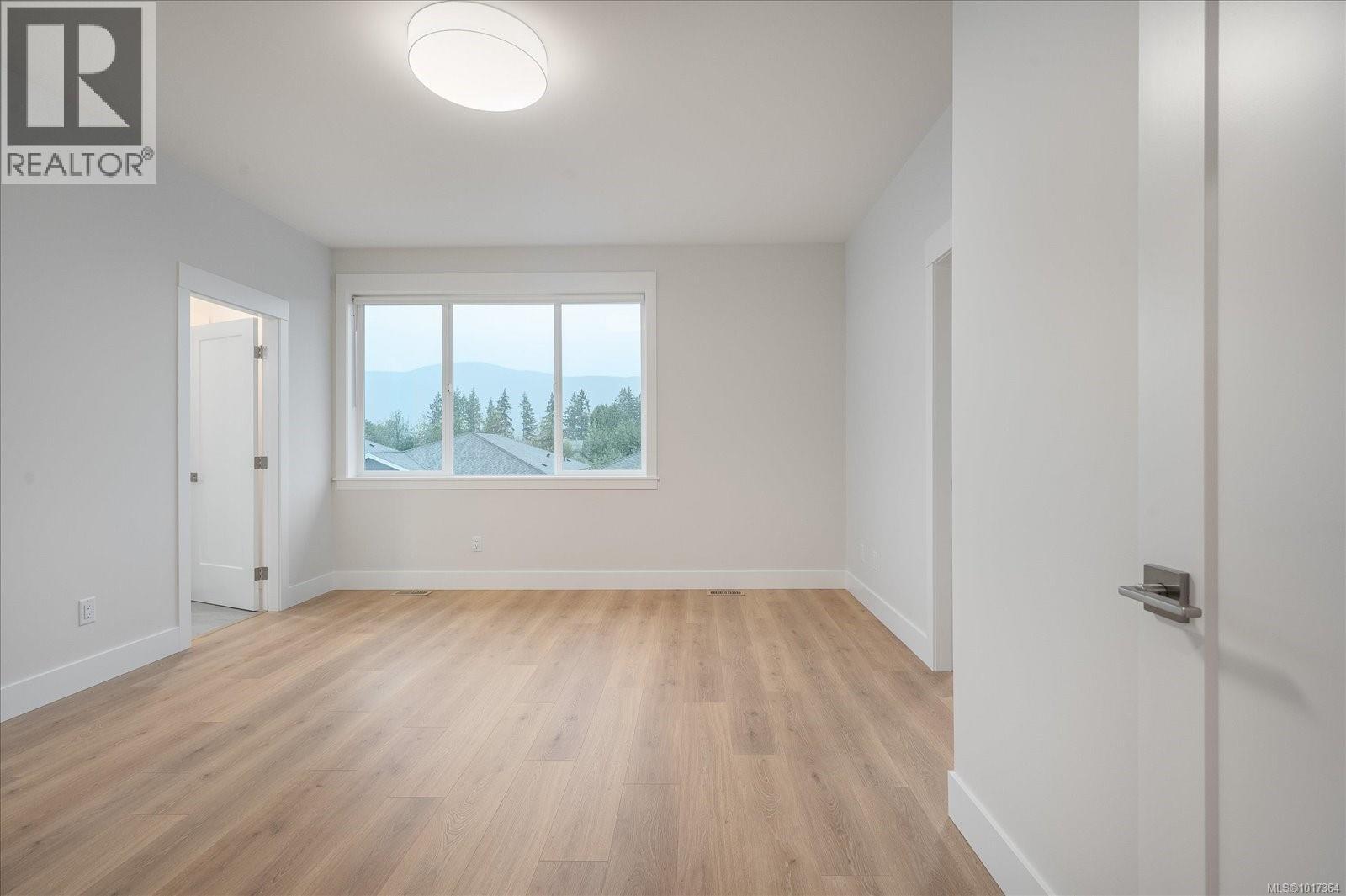 4552 SUNCREST RD - 22