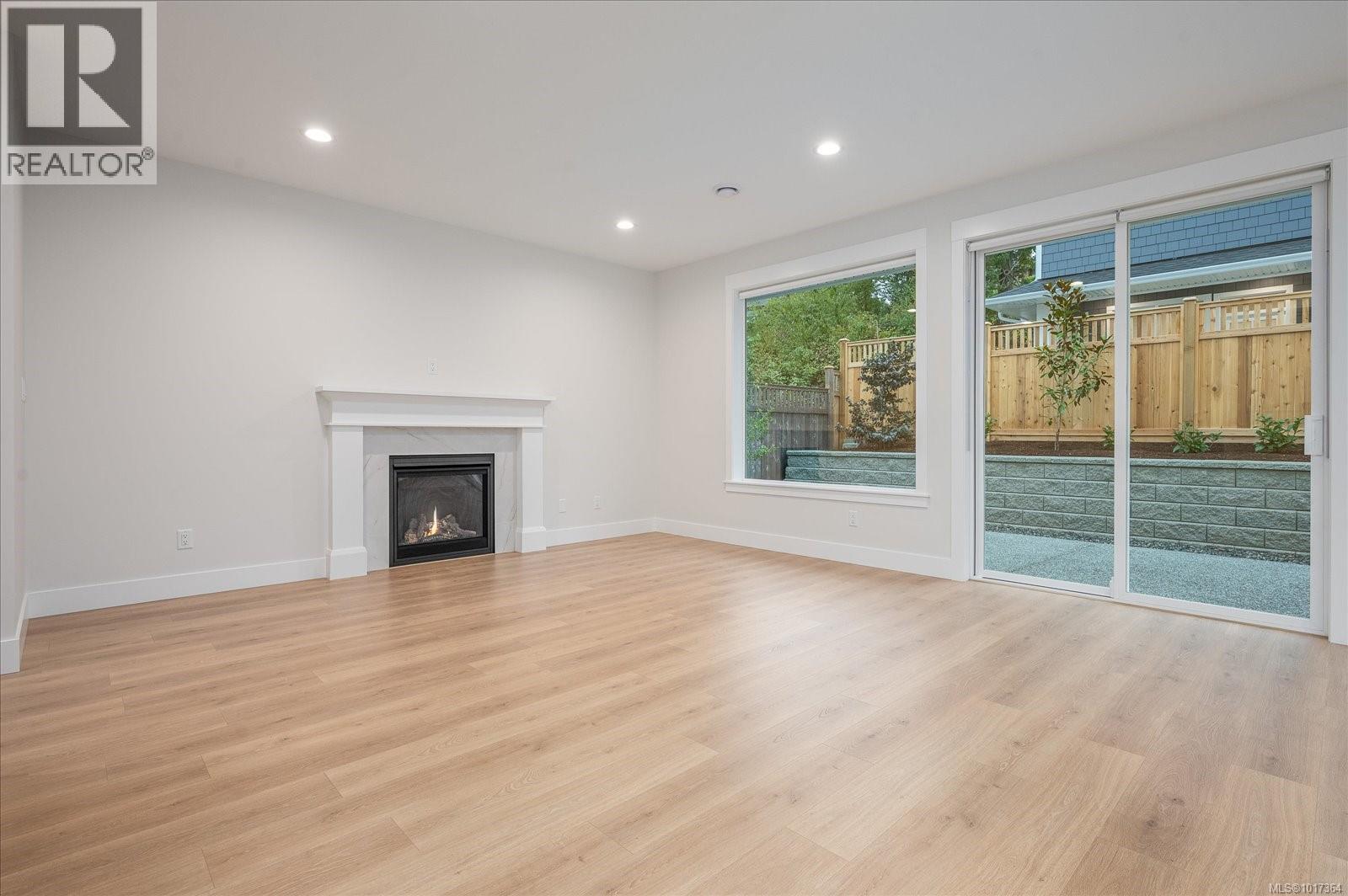 4552 SUNCREST RD - 6