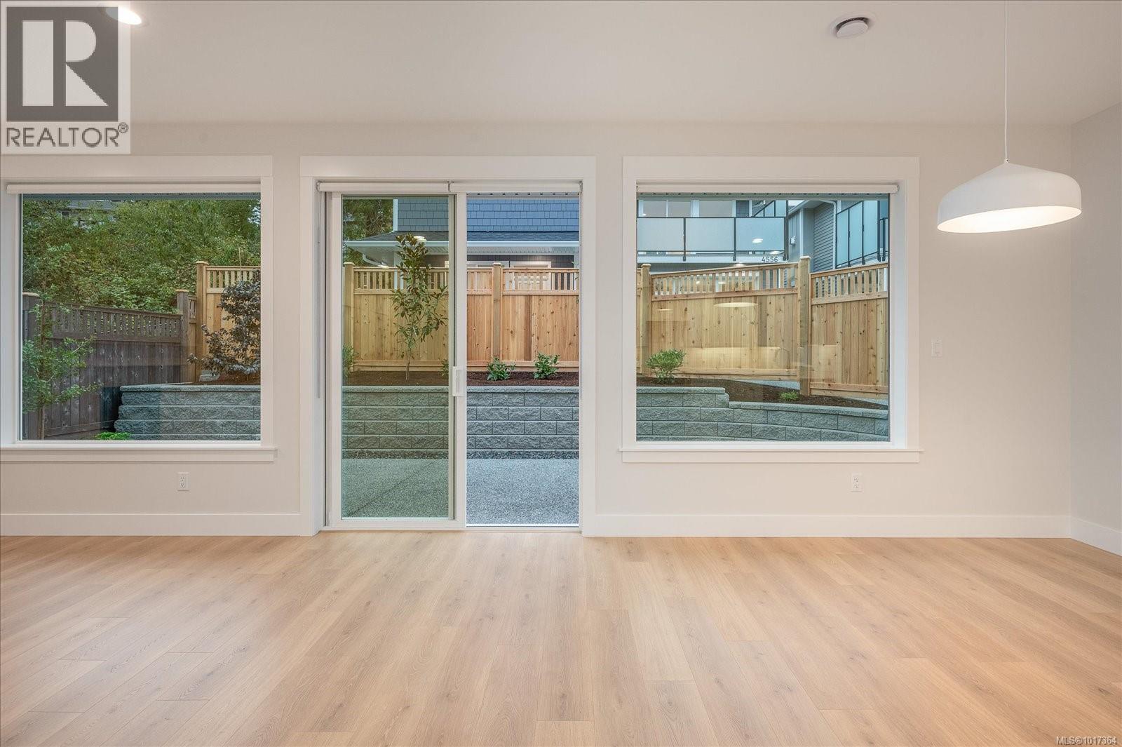 4552 SUNCREST RD - 8