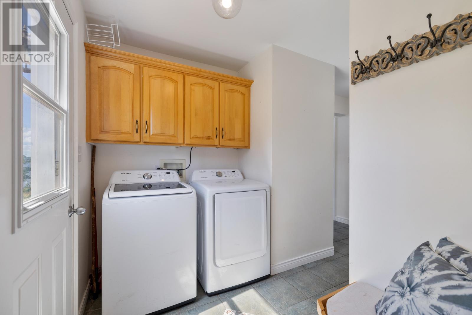 39 RIVERBANK DRIVE - 20