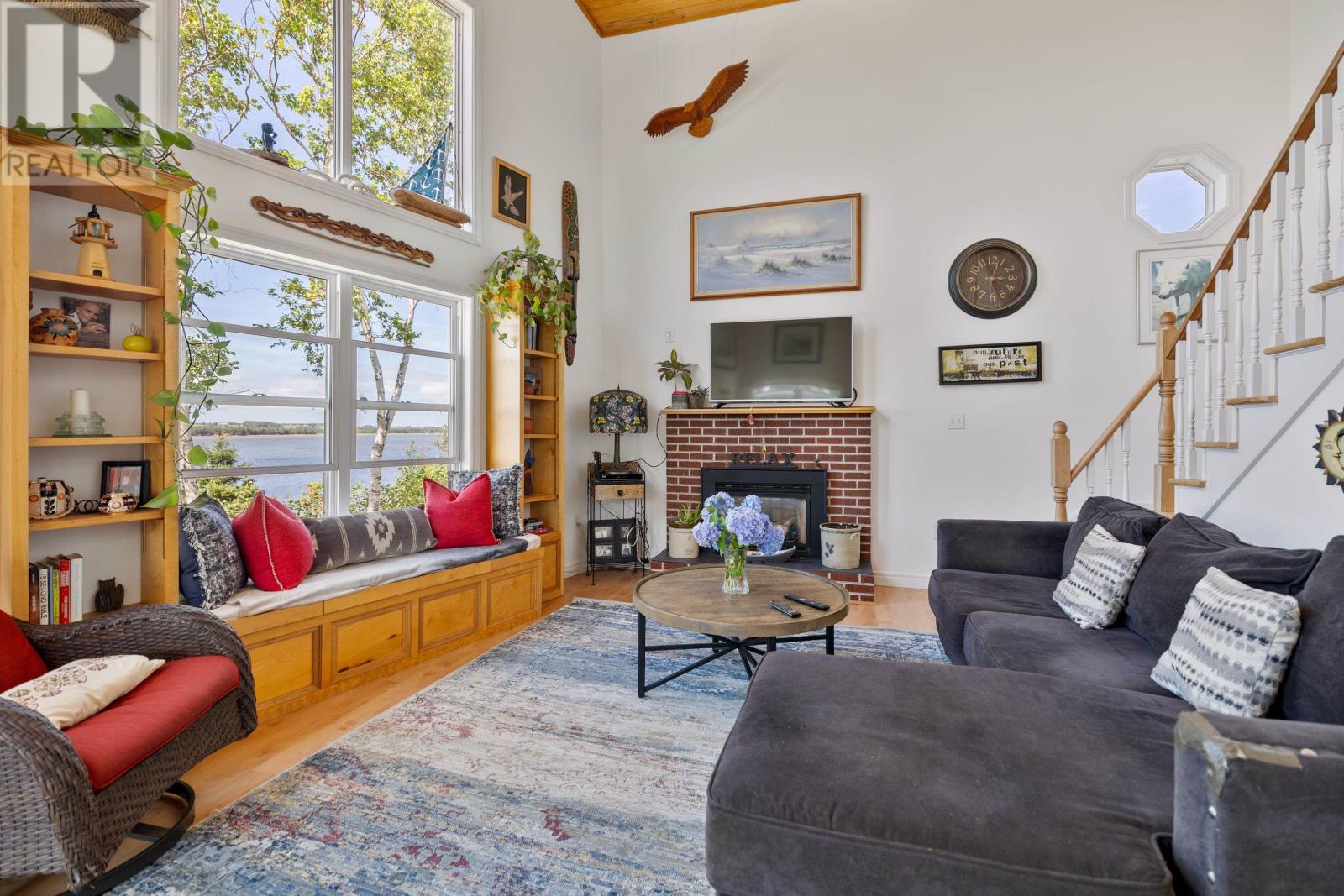 39 RIVERBANK DRIVE - 9