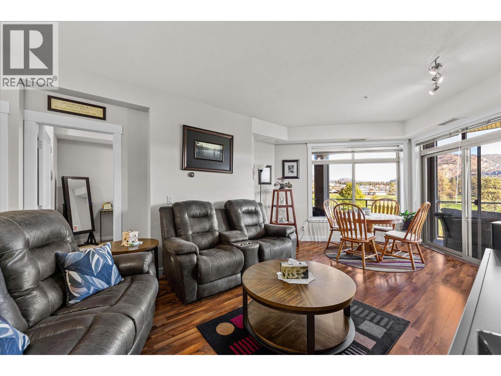 302 3545 Carrington Road, West Kelowna