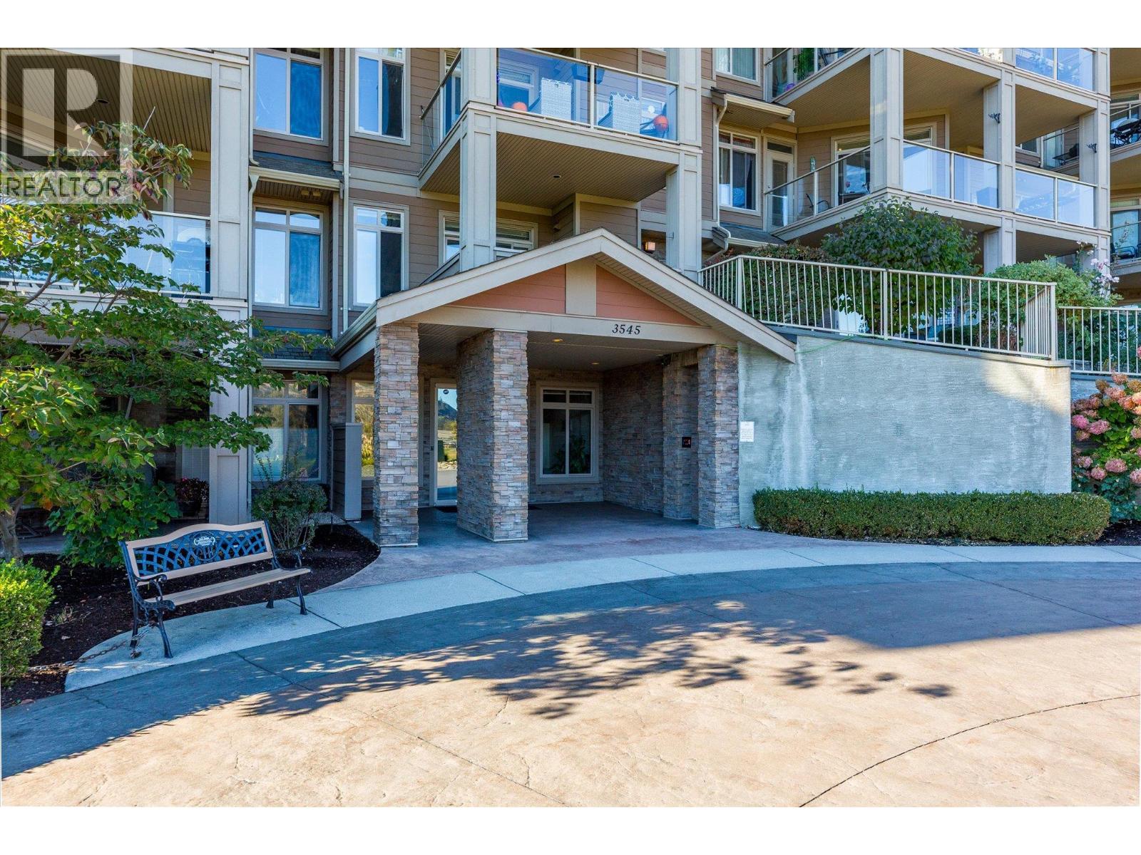 302 3545 Carrington Road, West Kelowna