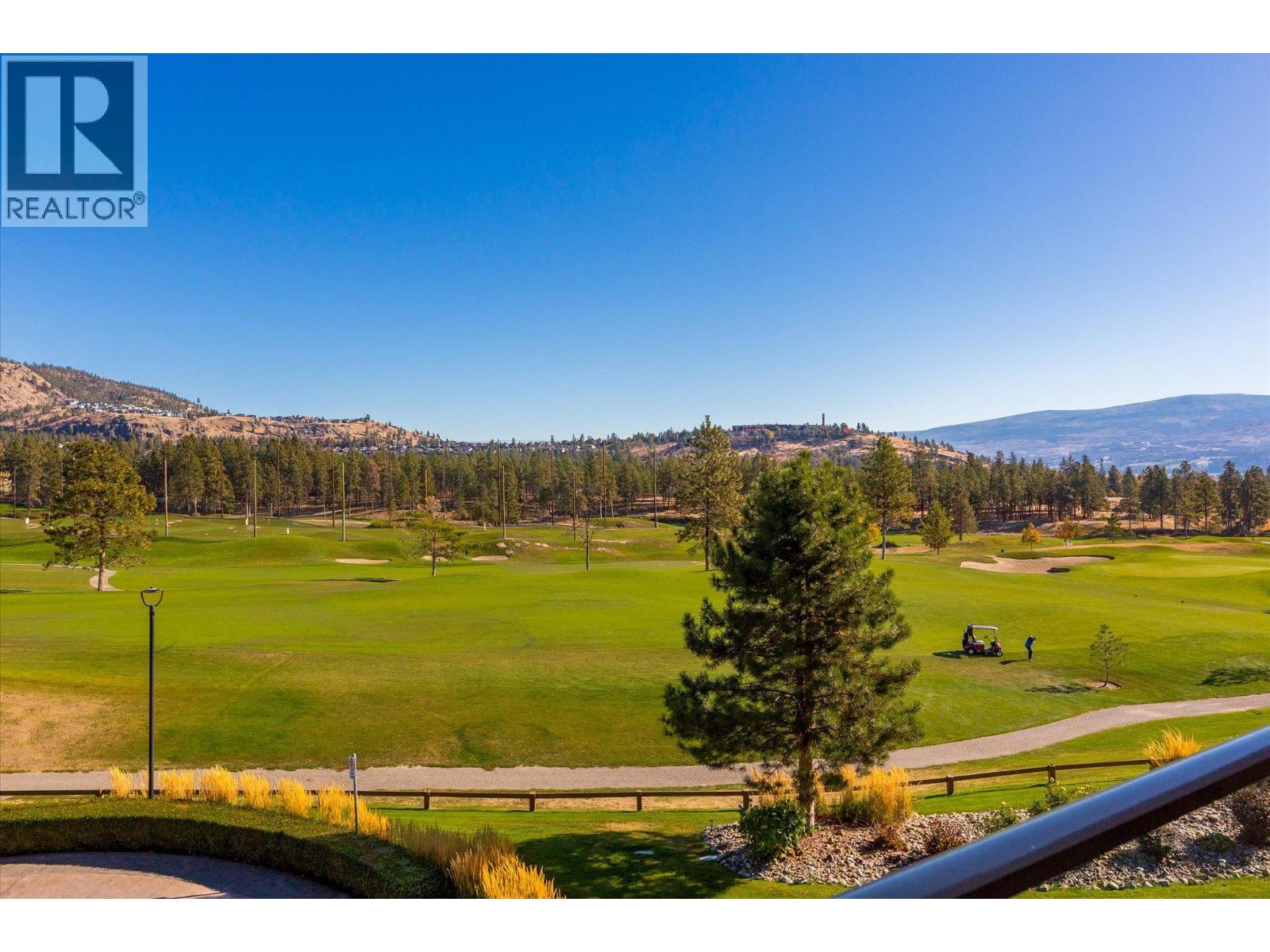 302 3545 Carrington Road, West Kelowna