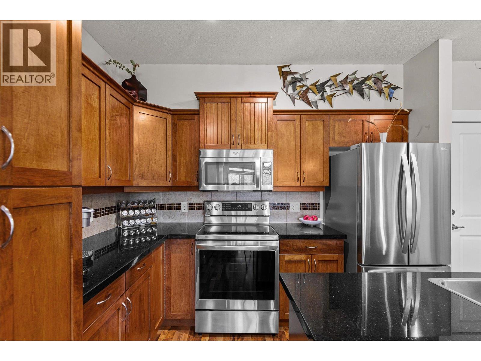 302 3545 Carrington Road, West Kelowna