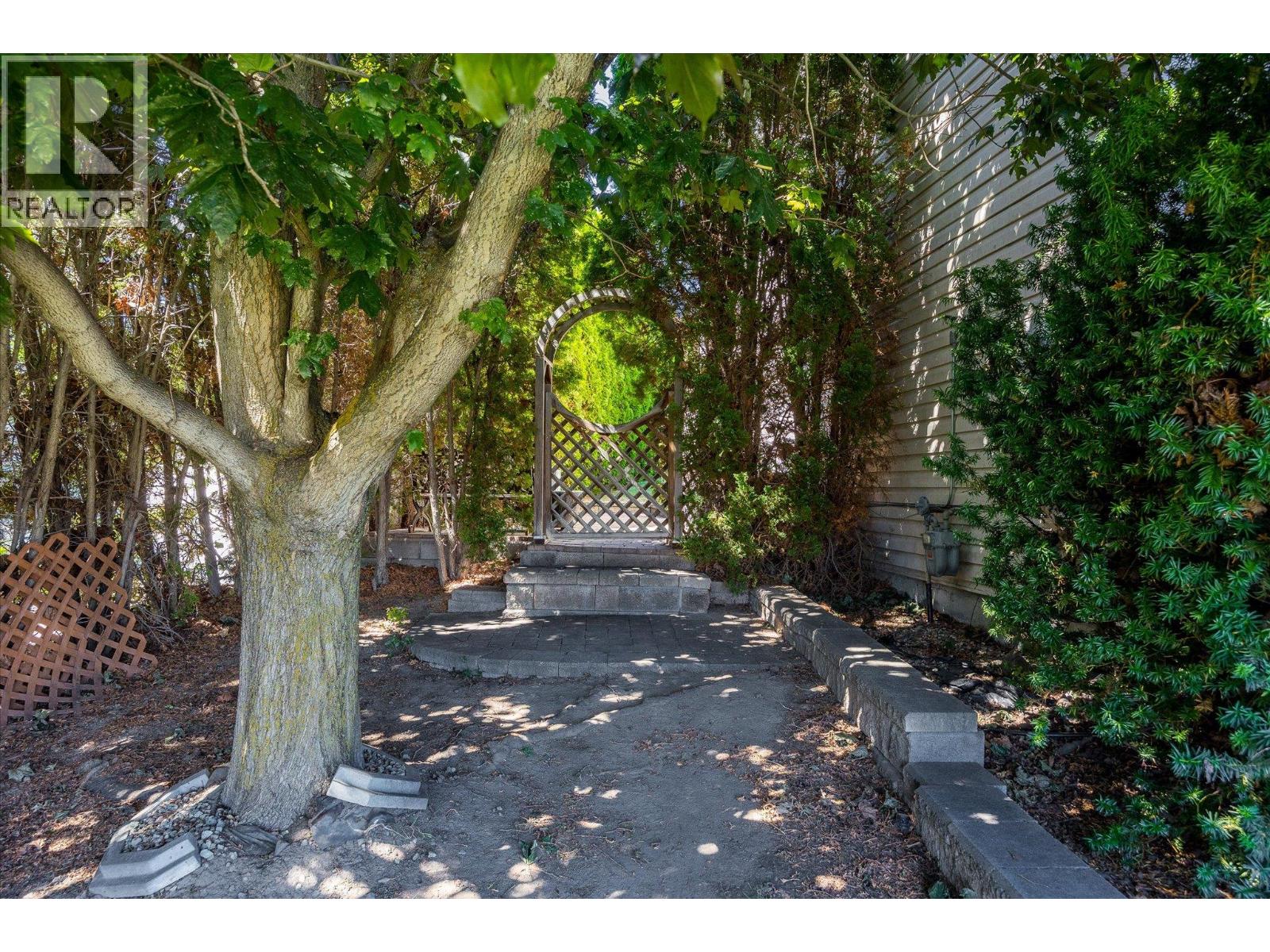  3278 Sundance Drive, West Kelowna