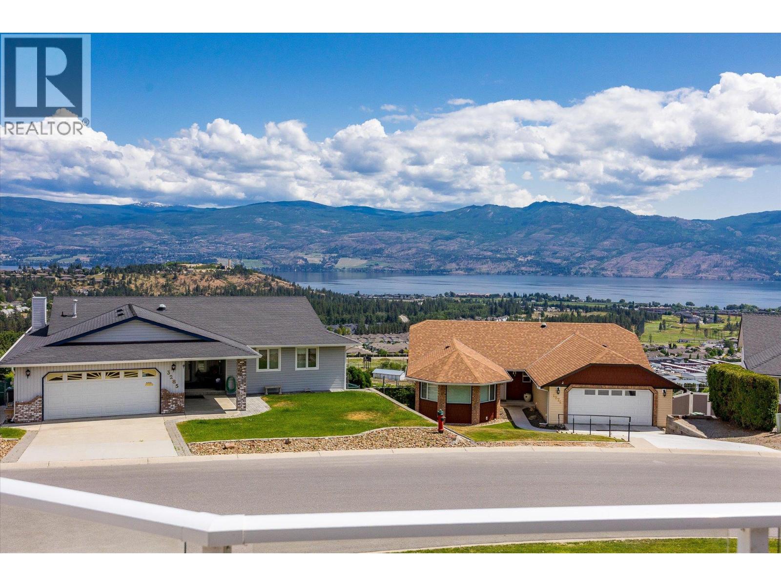  3278 Sundance Drive, West Kelowna