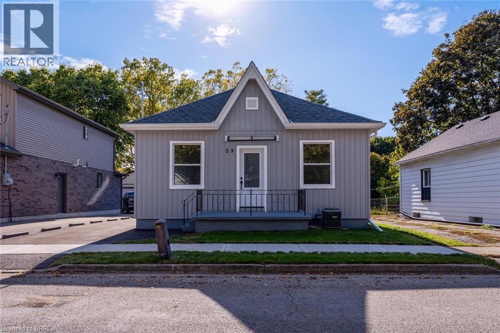 29 WADE Avenue
