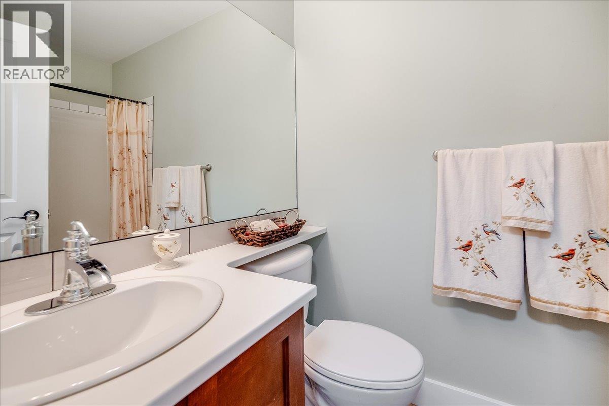 5570 Broadwater Road Unit# 315, Castlegar