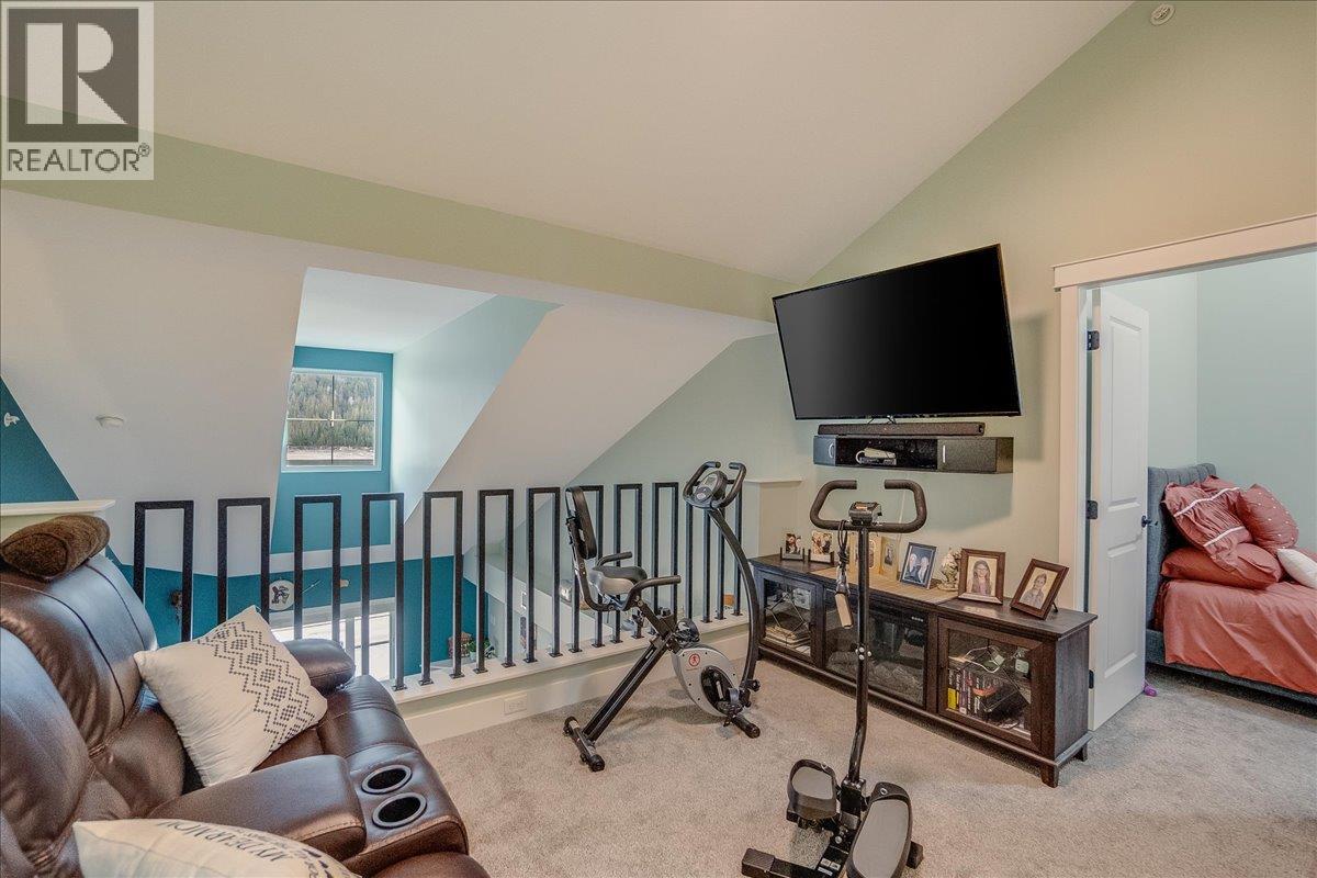 5570 Broadwater Road Unit# 315, Castlegar