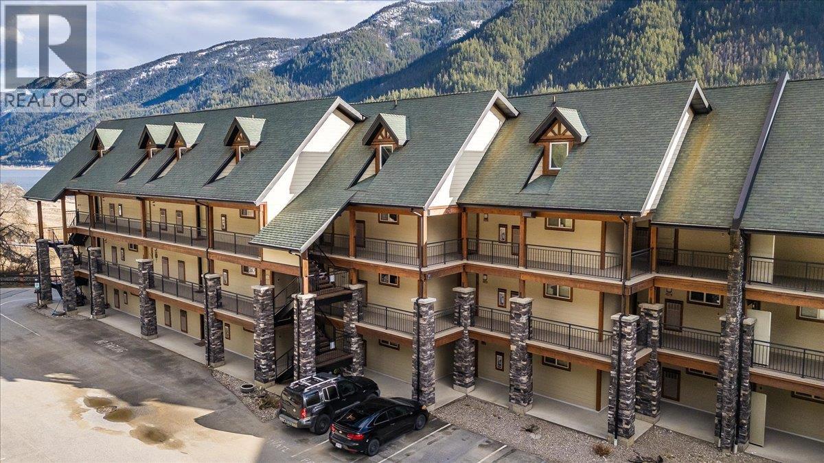 5570 Broadwater Road Unit# 315, Castlegar