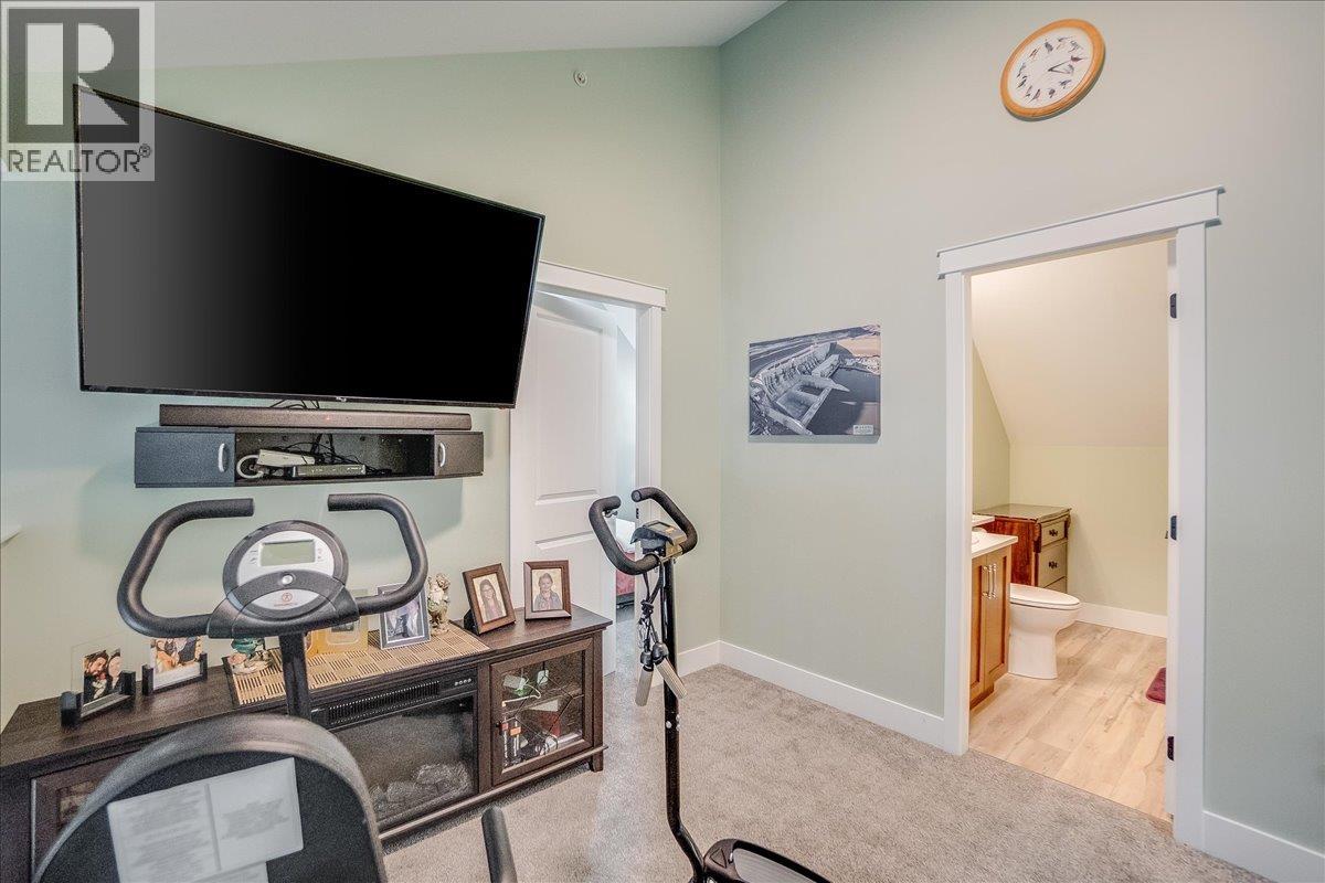 5570 Broadwater Road Unit# 315, Castlegar